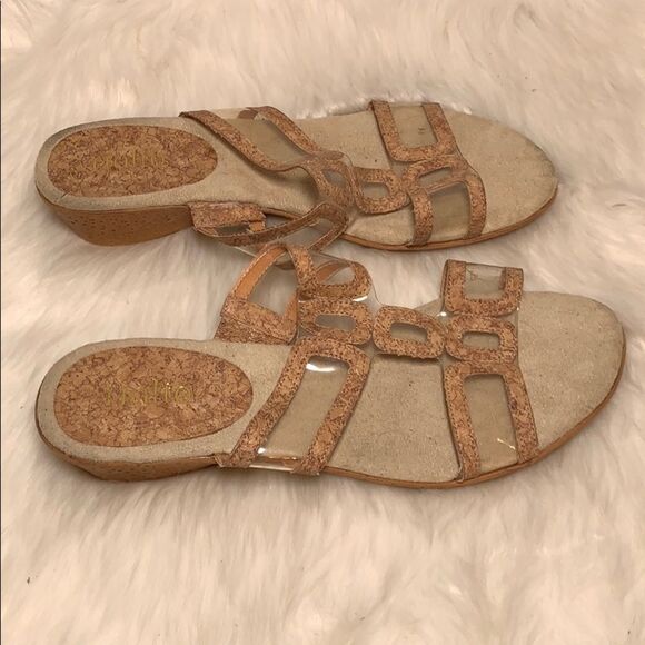 Rialto Tan Leather Slides Size 9.5 - Picture 3 of 5